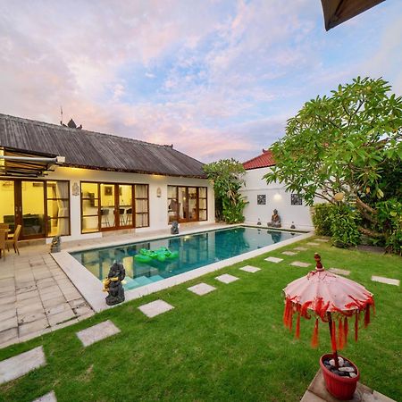 Bali Sunyi Villas Jimbaran  Luaran gambar