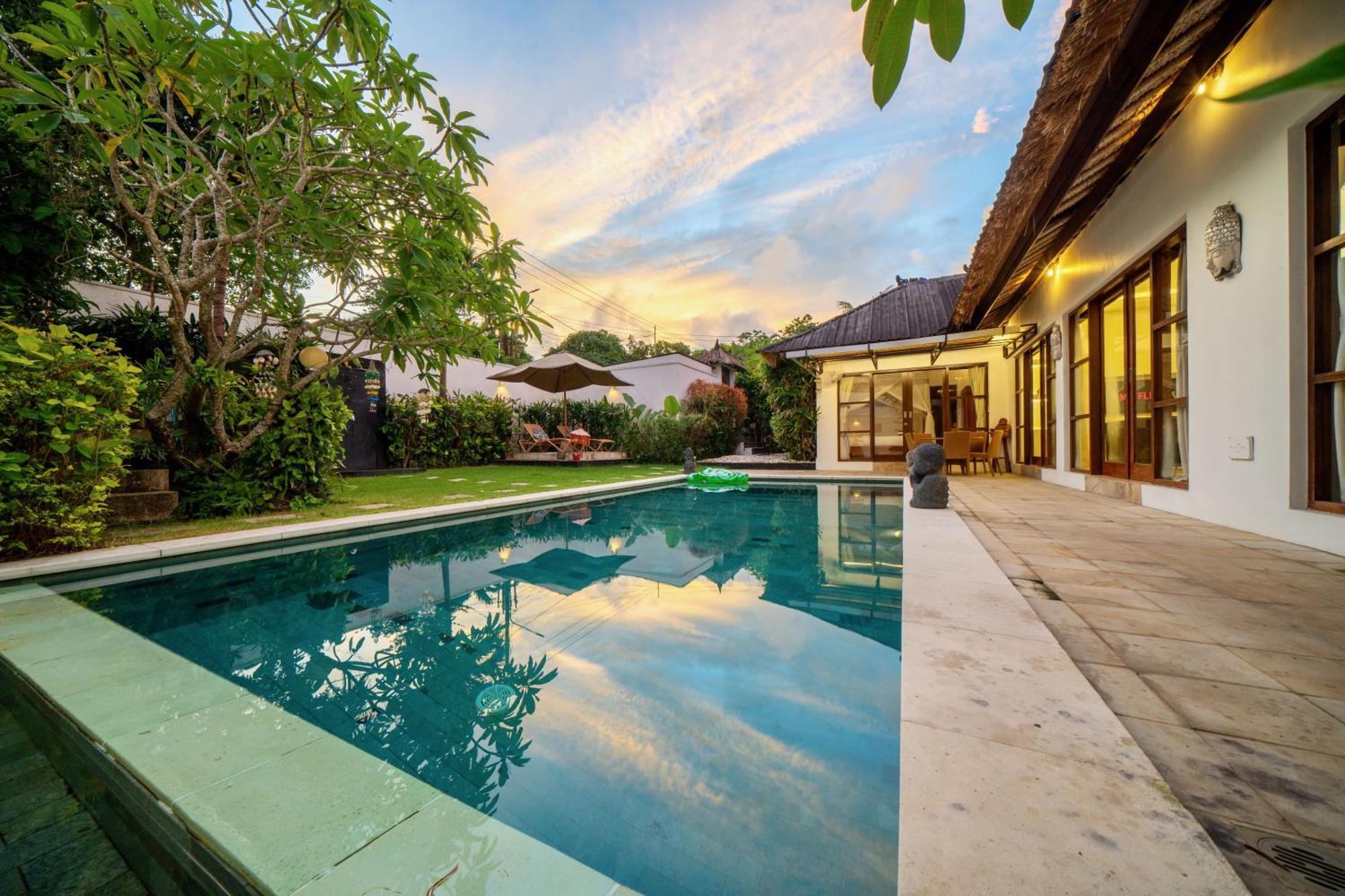 Bali Sunyi Villas Jimbaran  Luaran gambar