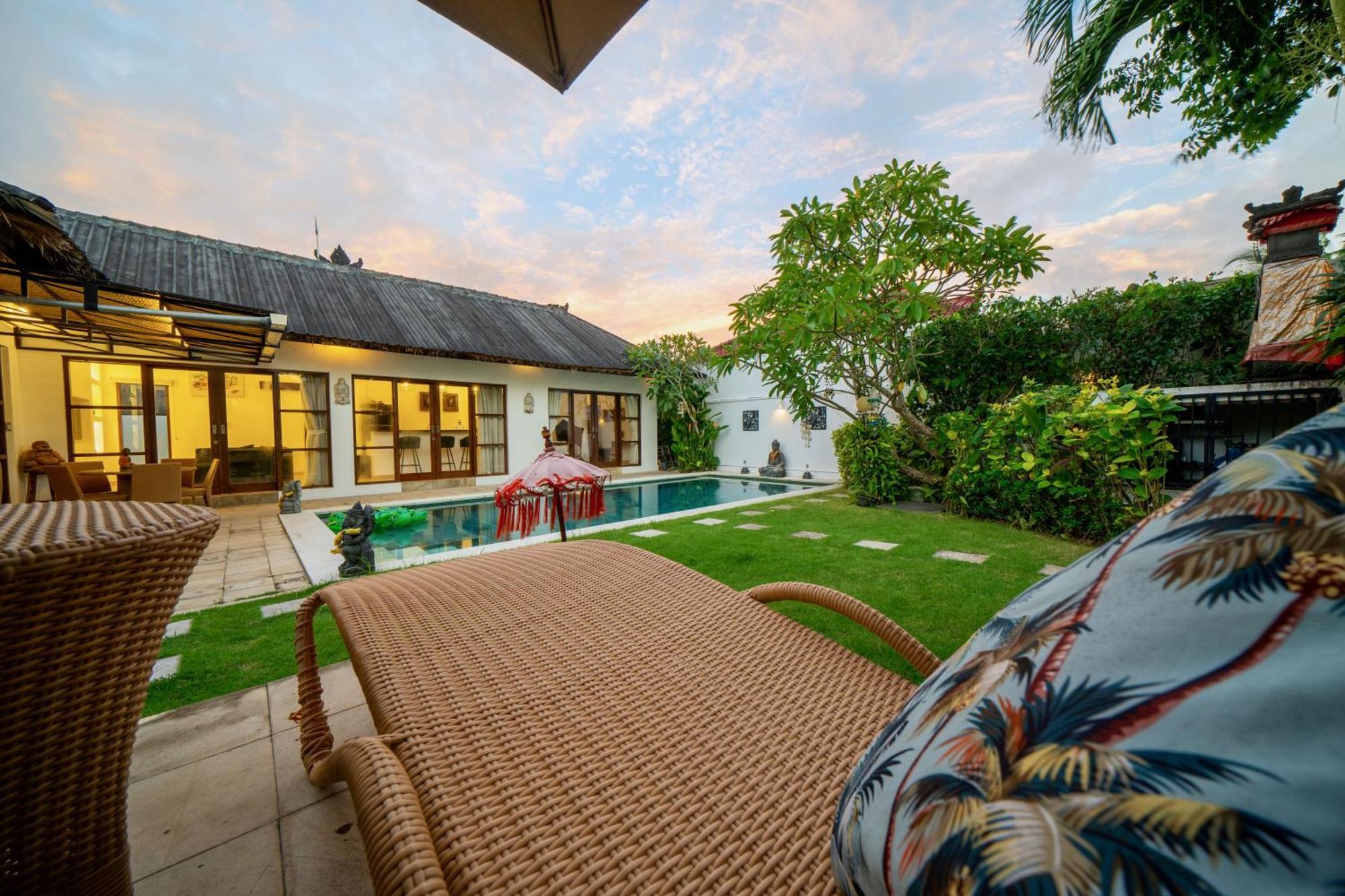 Bali Sunyi Villas Jimbaran  Luaran gambar